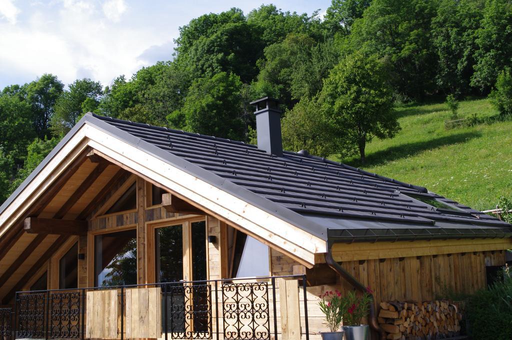 Petit Chalet Vieux Bois Bozel Exterior photo